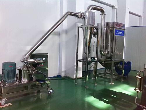 6053f83ec4bdb.jpg 超细粉碎机.jpg